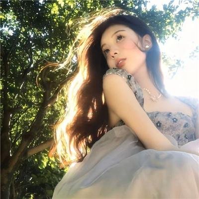 她和往事尽付长风